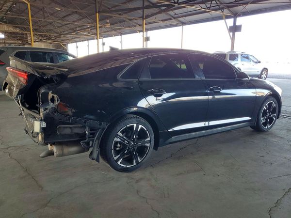 2022 KIA K5