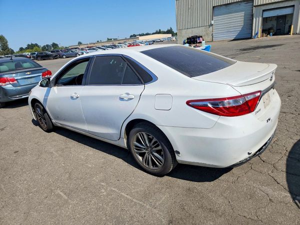2017 TOYOTA CAMRY