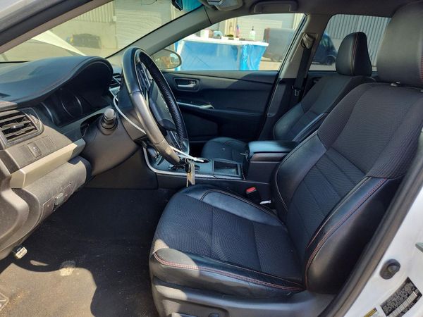 2017 TOYOTA CAMRY