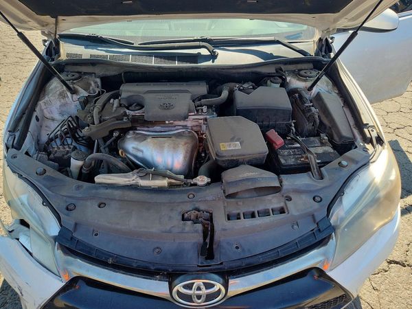 2017 TOYOTA CAMRY