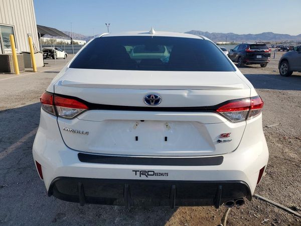 2025 TOYOTA COROLLA LE, SE