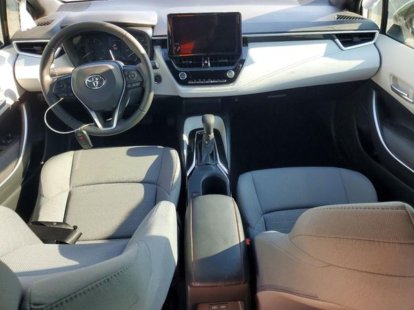 2025 TOYOTA COROLLA LE, SE