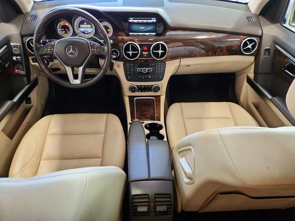 2015 MERCEDES-BENZ GLK