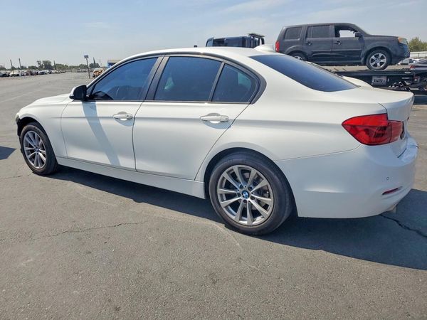 2016 BMW 320