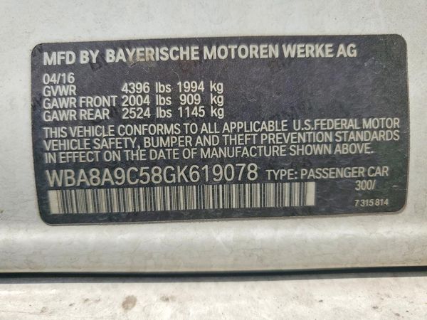 2016 BMW 320