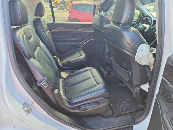2021 JEEP GRAND CHEROKEE L LIMITED 4X2