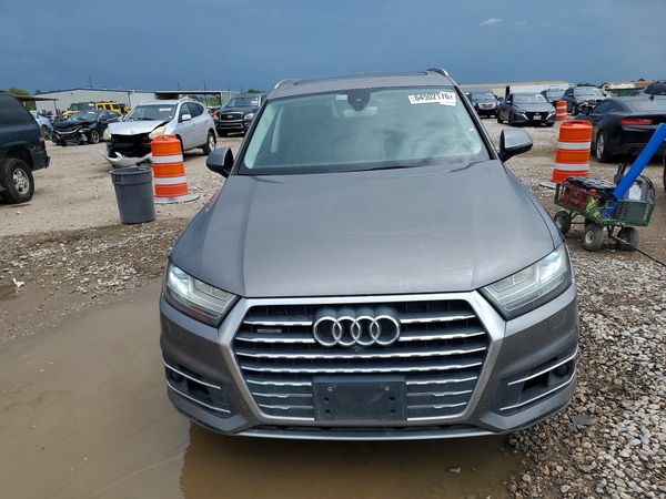 2017 AUDI Q7 quattro Premium Plus