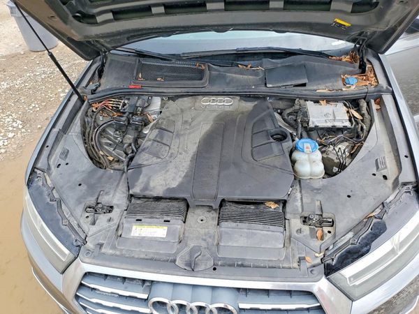 2017 AUDI Q7 quattro Premium Plus