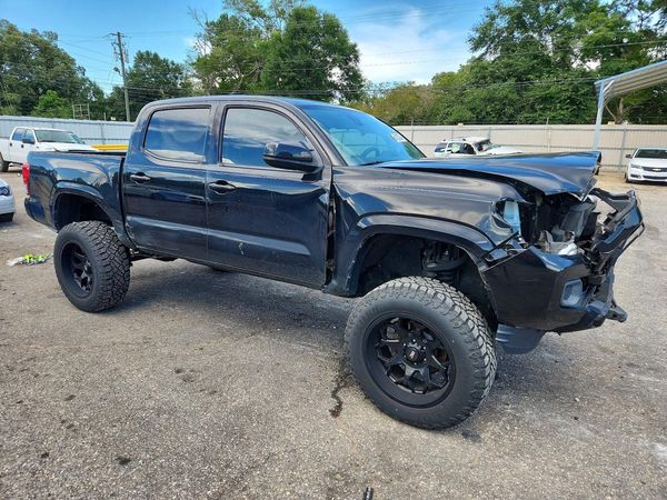 2020 TOYOTA TACOMA SR5