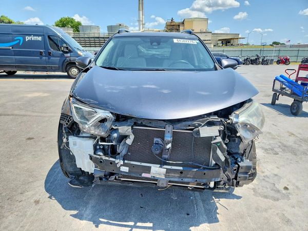 2018 TOYOTA RAV4 Adventure/XLE