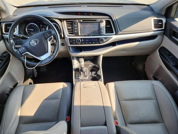 2019 TOYOTA HIGHLANDER SE/XLE