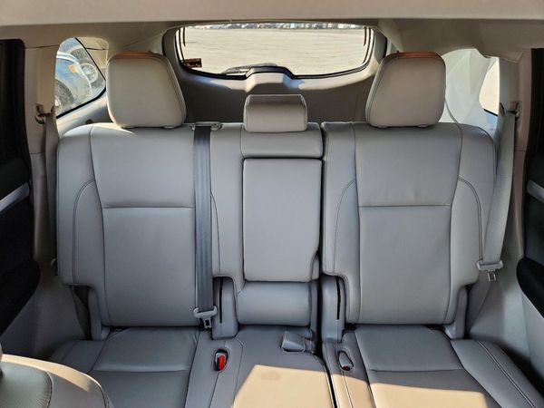 2019 TOYOTA HIGHLANDER SE/XLE