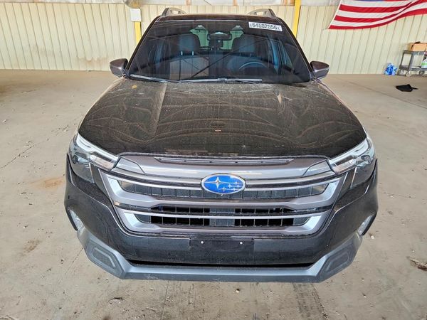 2025 SUBARU FORESTER Premium Base