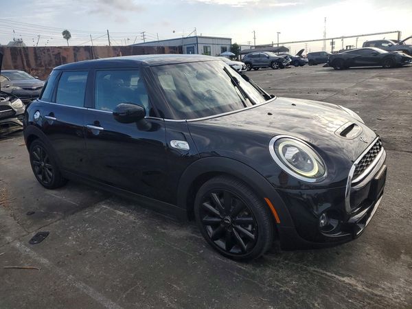 2020 MINI COOPER