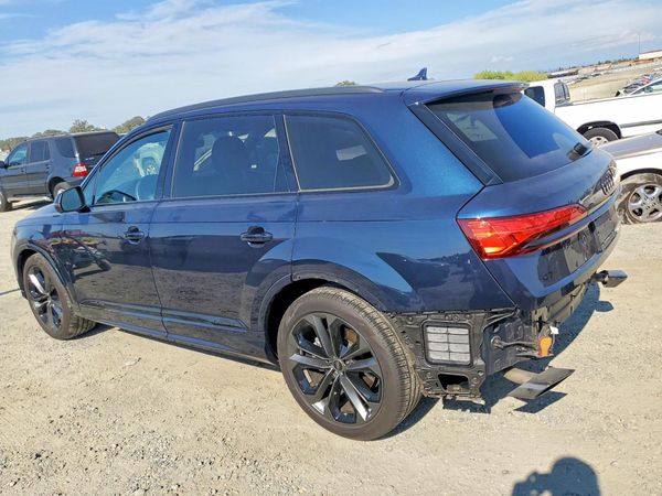 2025 AUDI Q7 quattro Prestige