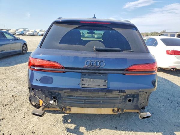 2025 AUDI Q7 quattro Prestige