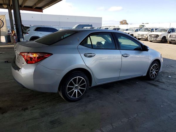 2018 TOYOTA COROLLA