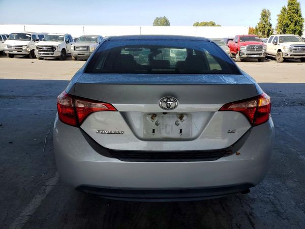 2018 TOYOTA COROLLA