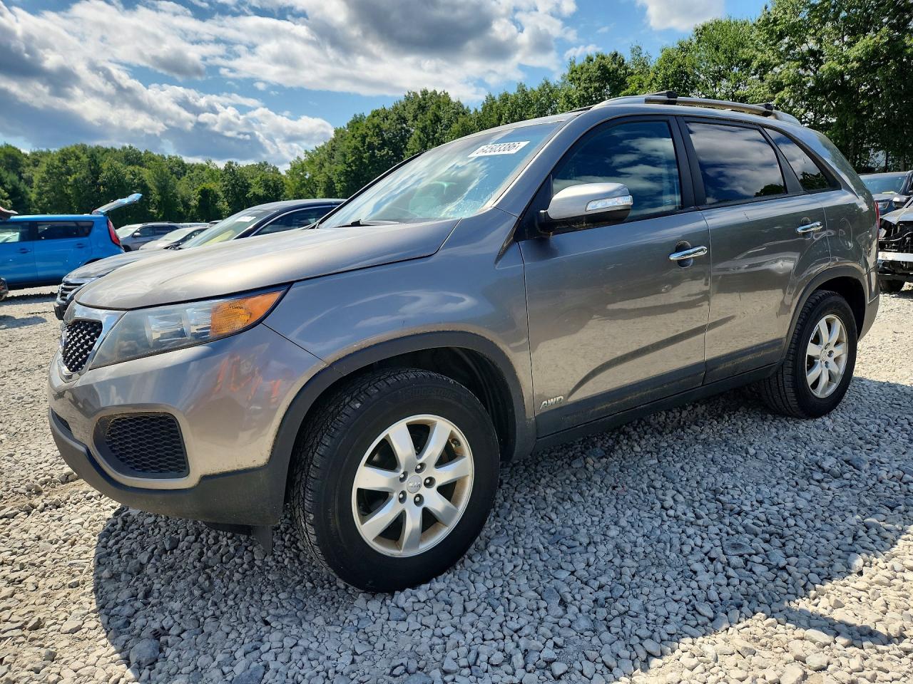 2013 KIA SORENTO Base / LX