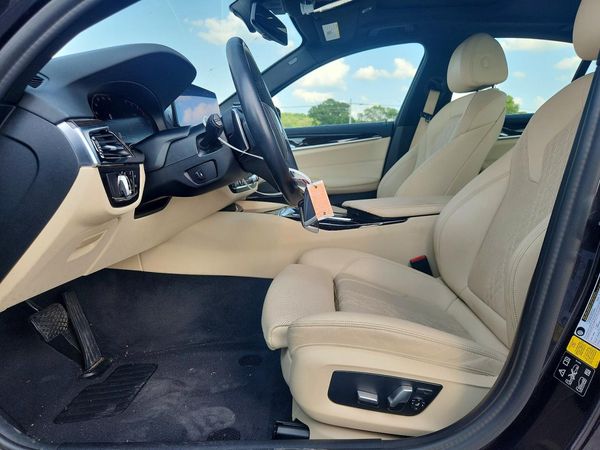 2021 BMW 530 xDrive
