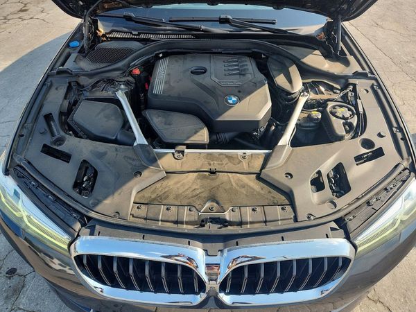 2021 BMW 530 xDrive