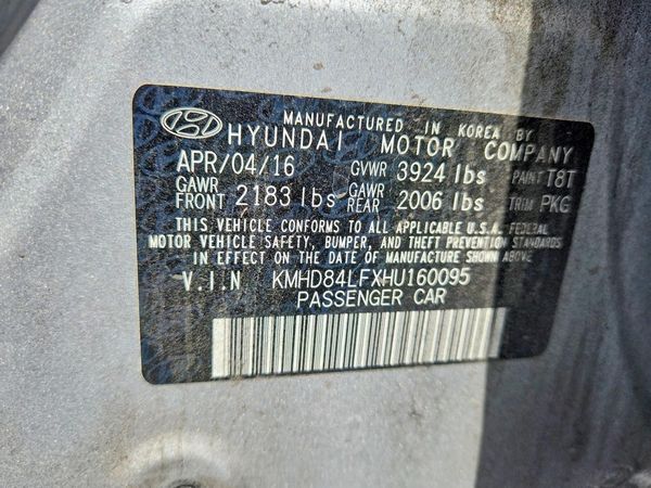 2017 HYUNDAI ELANTRA