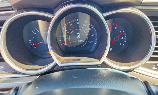 2015 KIA OPTIMA GL(Middle-low grade)