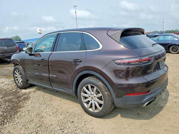 2019 PORSCHE CAYENNE