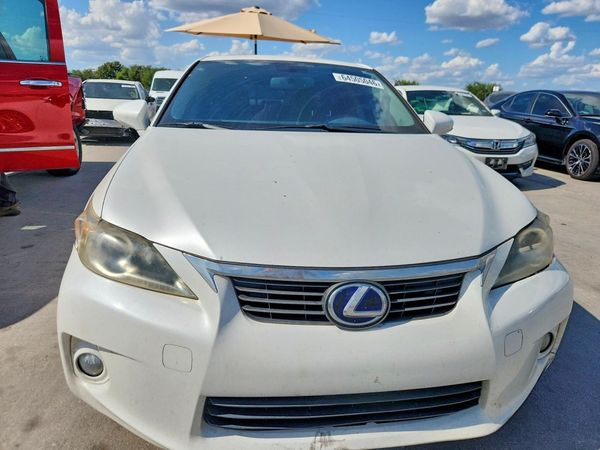 2013 LEXUS CT 200h