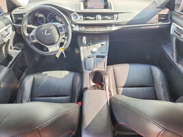 2013 LEXUS CT 200h