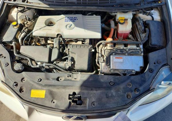 2013 LEXUS CT 200h
