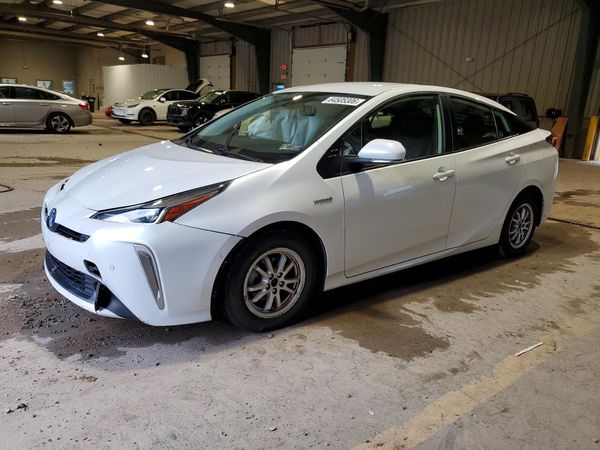 2021 TOYOTA PRIUS