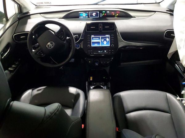 2021 TOYOTA PRIUS
