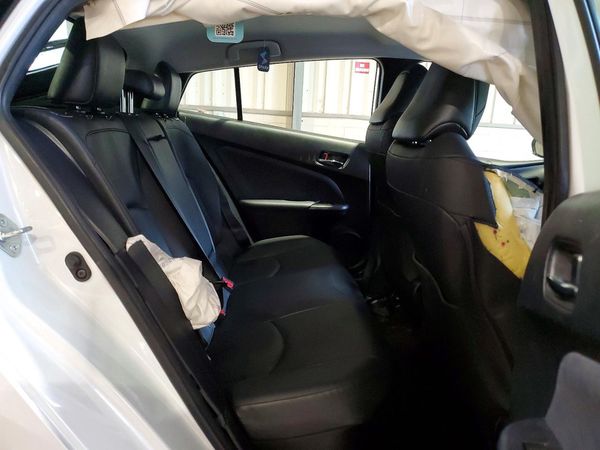 2021 TOYOTA PRIUS
