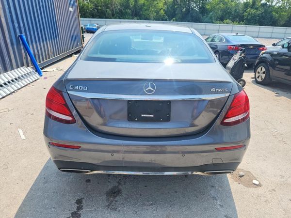 2017 MERCEDES-BENZ E E300-4M