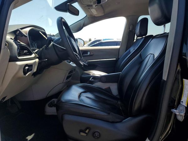 2021 CHRYSLER VOYAGER LXI