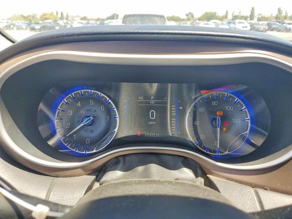 2021 CHRYSLER VOYAGER LXI