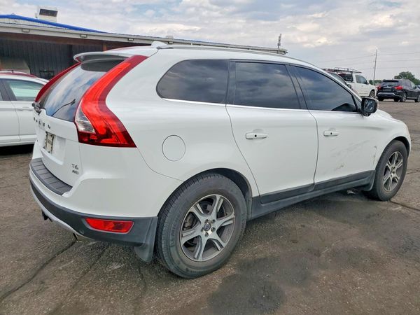 2013 VOLVO XC60