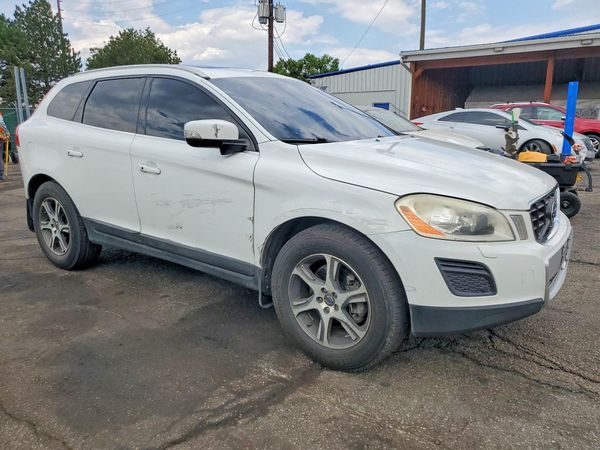 2013 VOLVO XC60