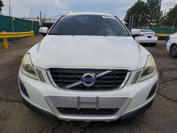 2013 VOLVO XC60