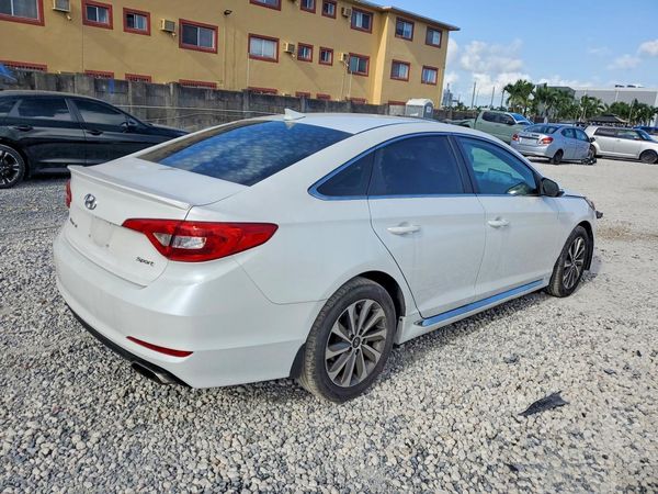 2015 HYUNDAI SONATA
