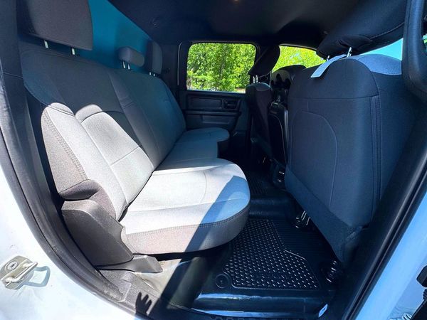 2024 RAM 5500 CREW CAB CHASSIS