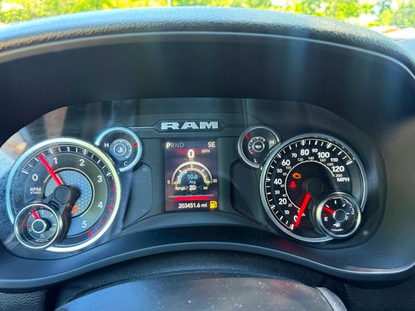 2024 RAM 5500 CREW CAB CHASSIS