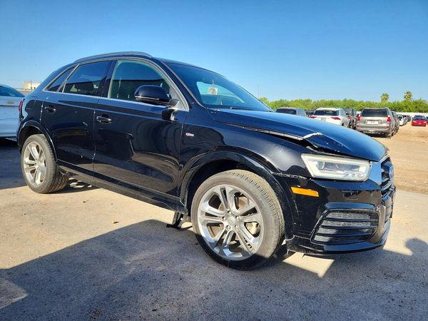 2016 AUDI Q3 Prestige