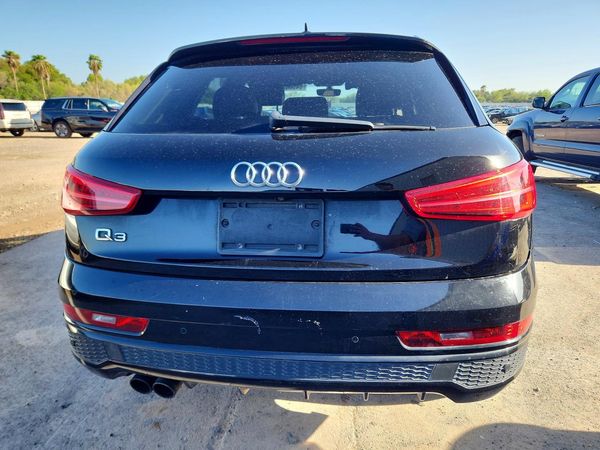2016 AUDI Q3 Prestige