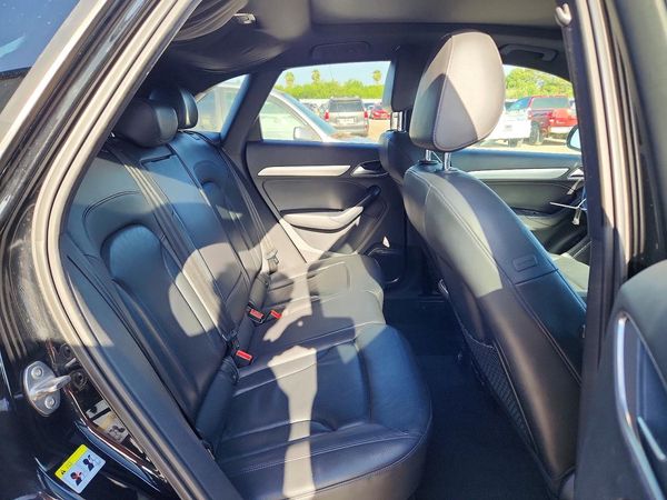 2016 AUDI Q3 Prestige