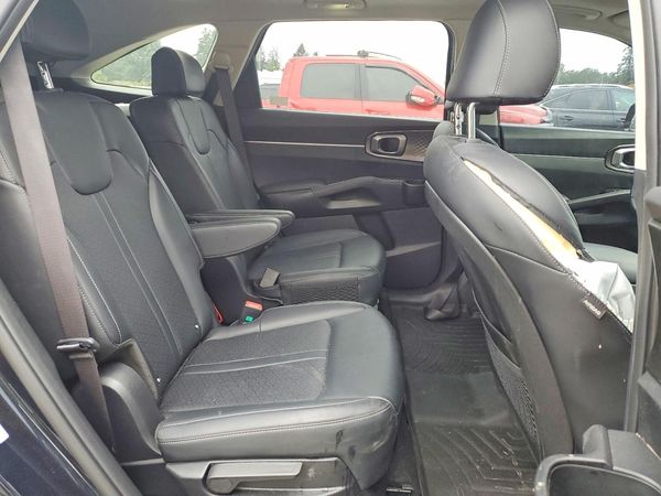 2022 KIA SORENTO EX