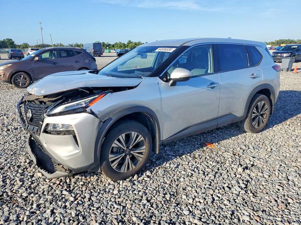 2021 NISSAN ROGUE SV — Front 3/4