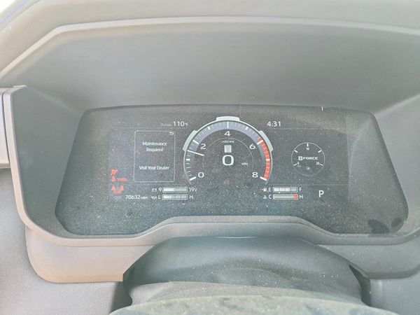 2023 TOYOTA TUNDRA Platinum