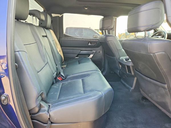 2023 TOYOTA TUNDRA Platinum